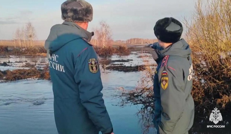 Вода после прорыва рыбной запруды в Челябинской области ушла в водохранилище